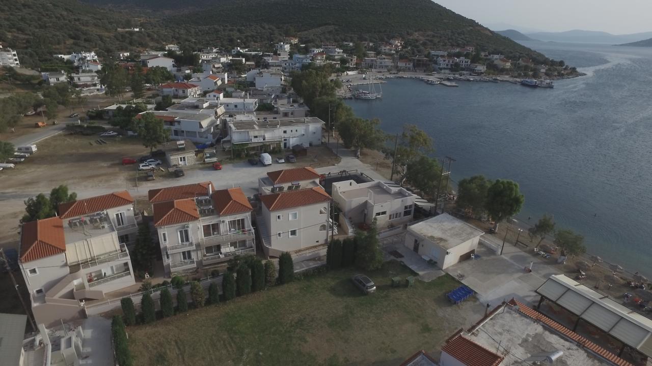 Korali Lejlighedshotel Almiropótamos Eksteriør billede